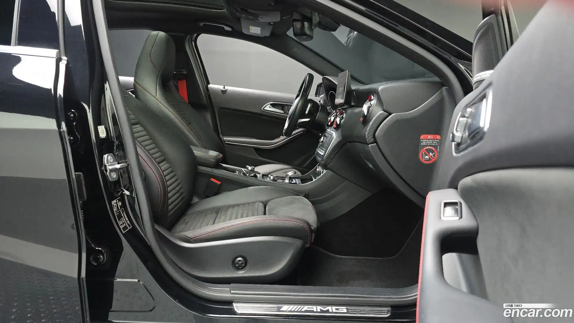 A-Class Mercedes-Benz 2018.2-INNER-036