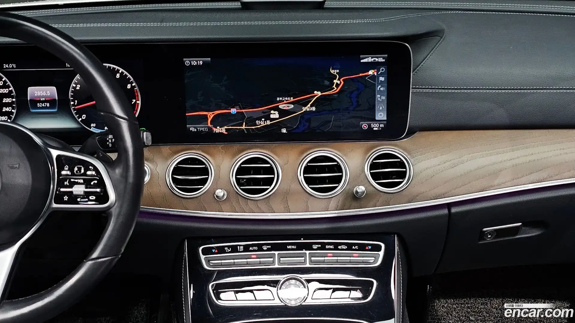 E-Class Mercedes-Benz 2019.8-OPTION-018