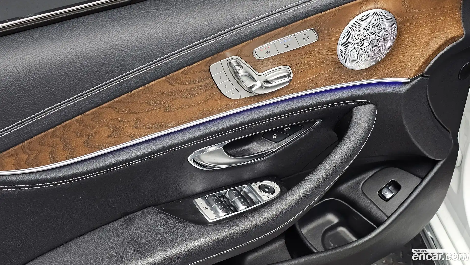 E-Class Mercedes-Benz 2019.8-OPTION-022