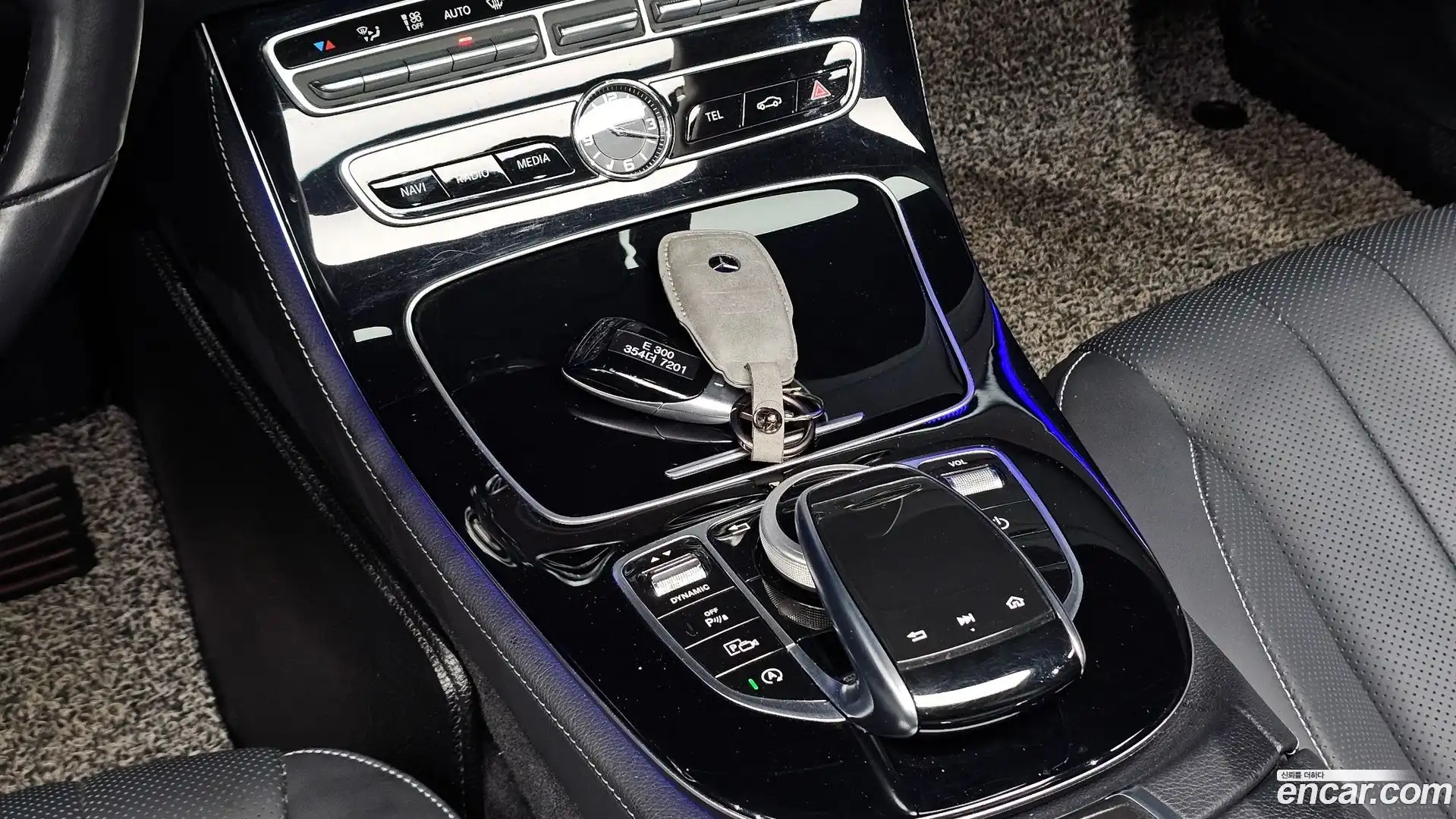E-Class Mercedes-Benz 2019.8-OPTION-023