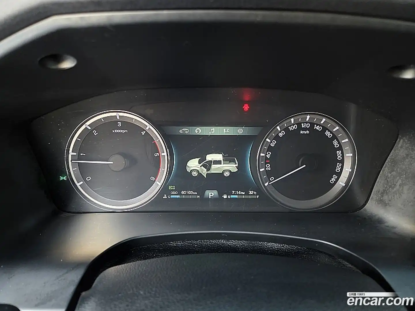 Rexton KG Mobility 2018.5-INNER-007