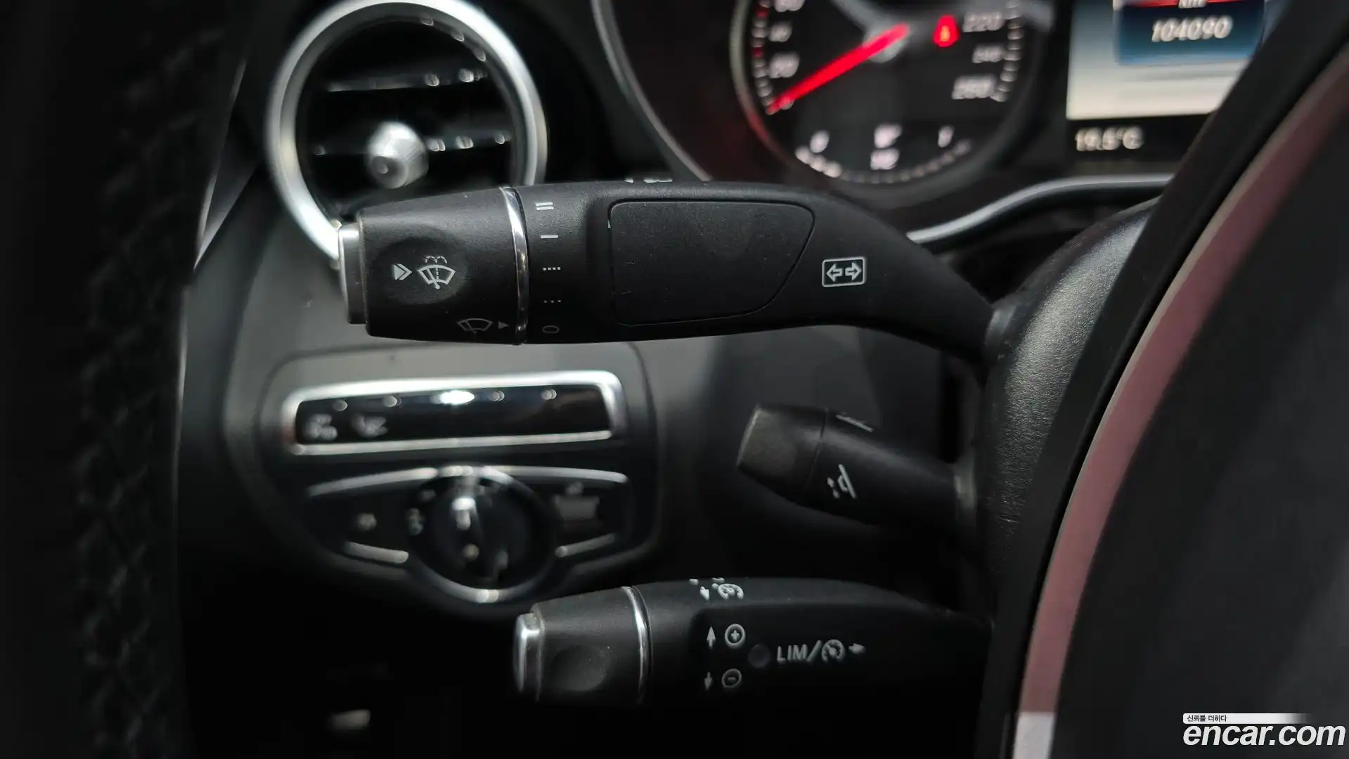 C-Class Mercedes-Benz 2015.8-OPTION-020