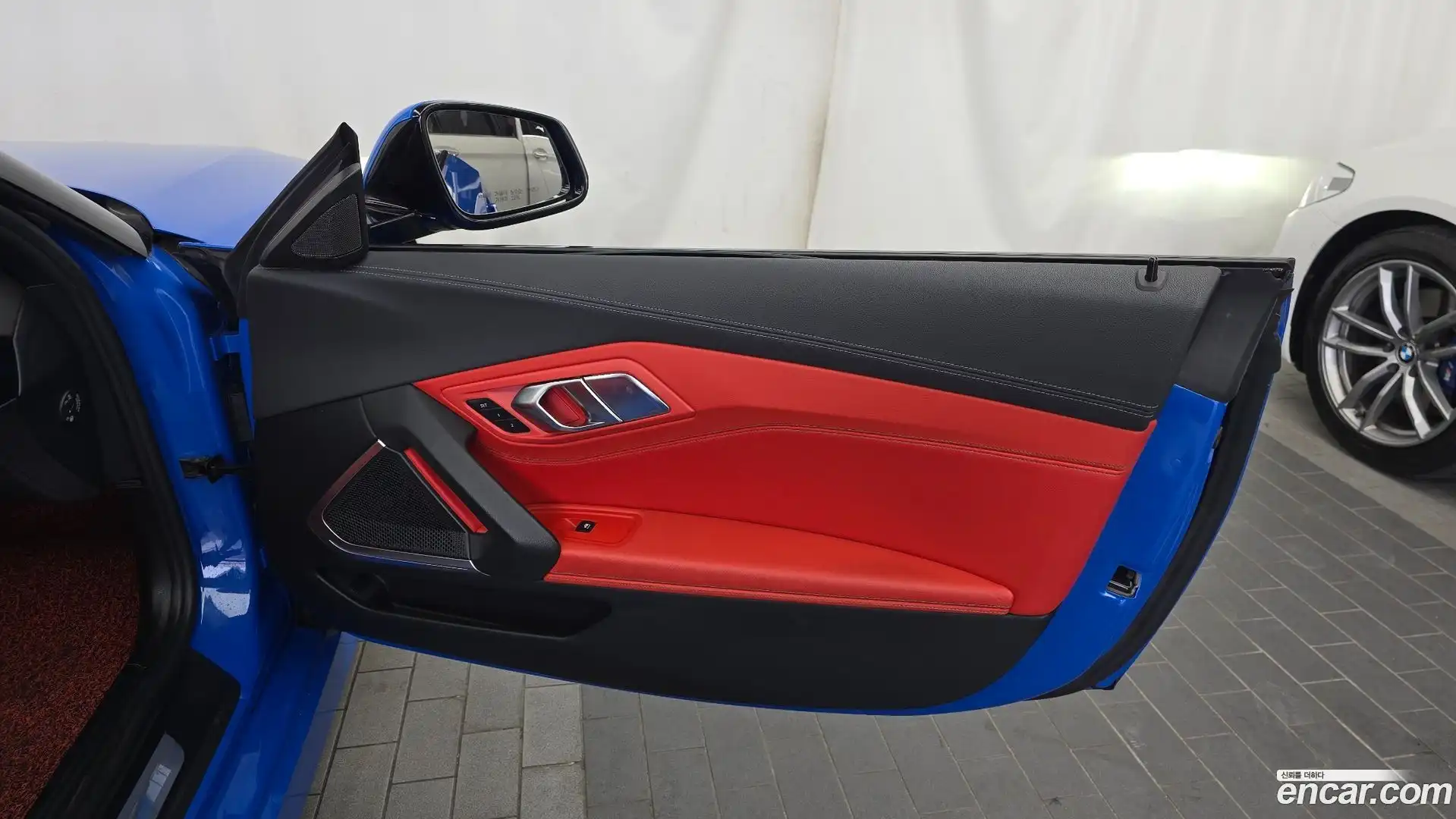 Z4 BMW 2019.4-INNER-035