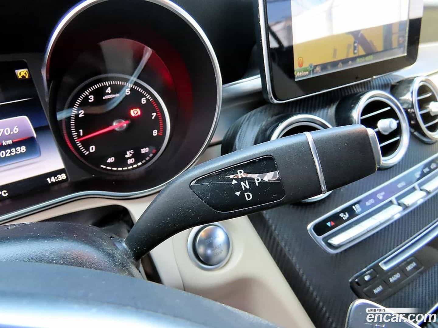 C-Class Mercedes-Benz 2017.5-OPTION-019