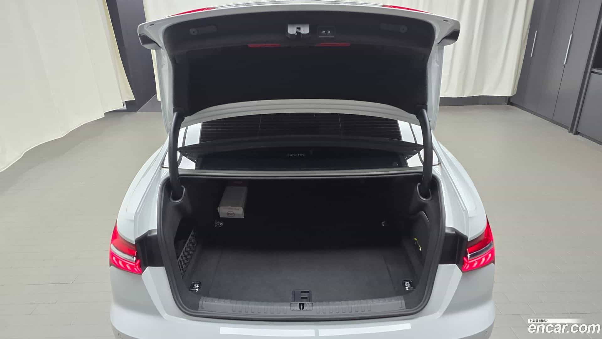 A6 Audi 2020.4-OPTION-045