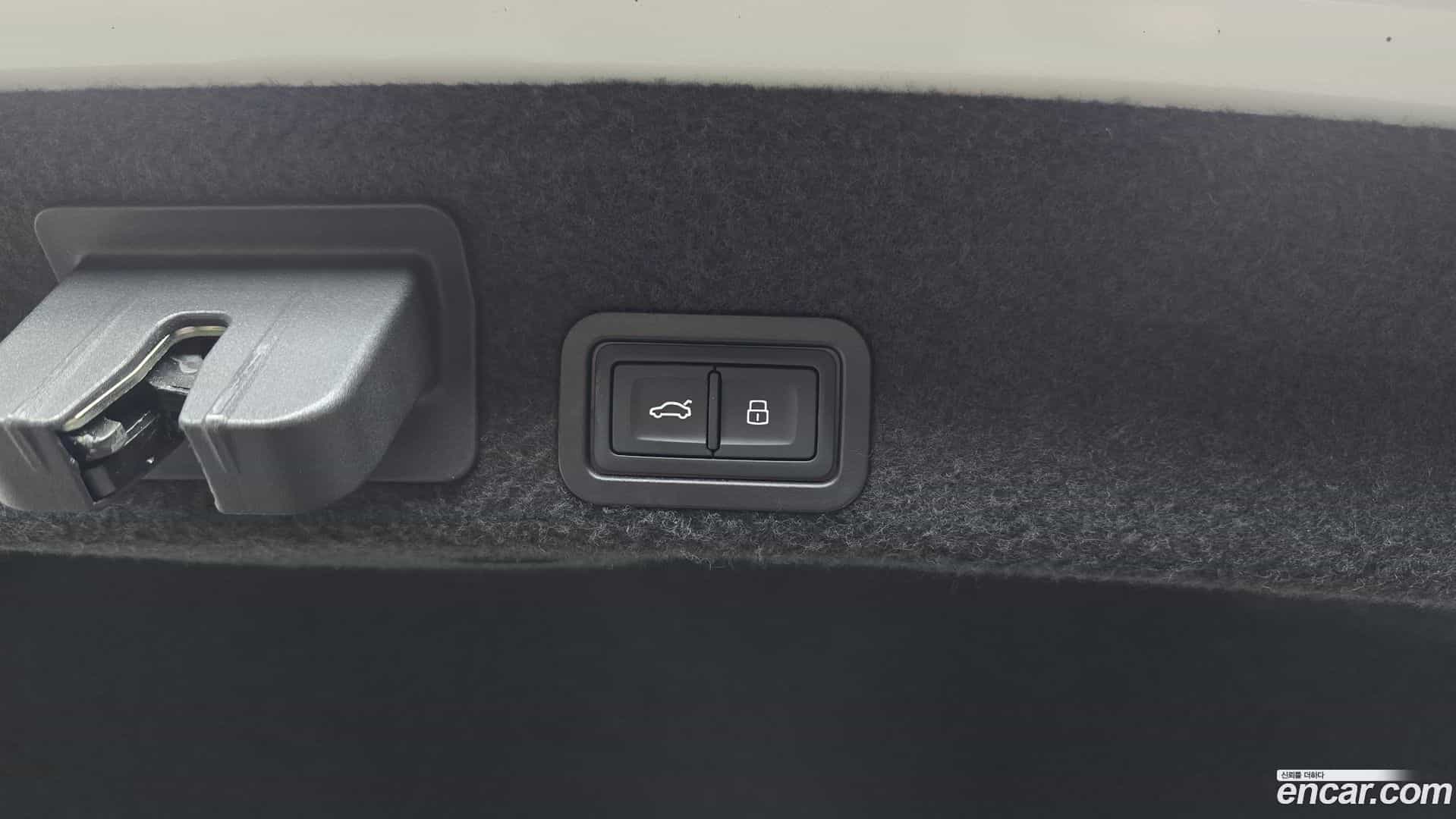 A6 Audi 2020.4-OPTION-046