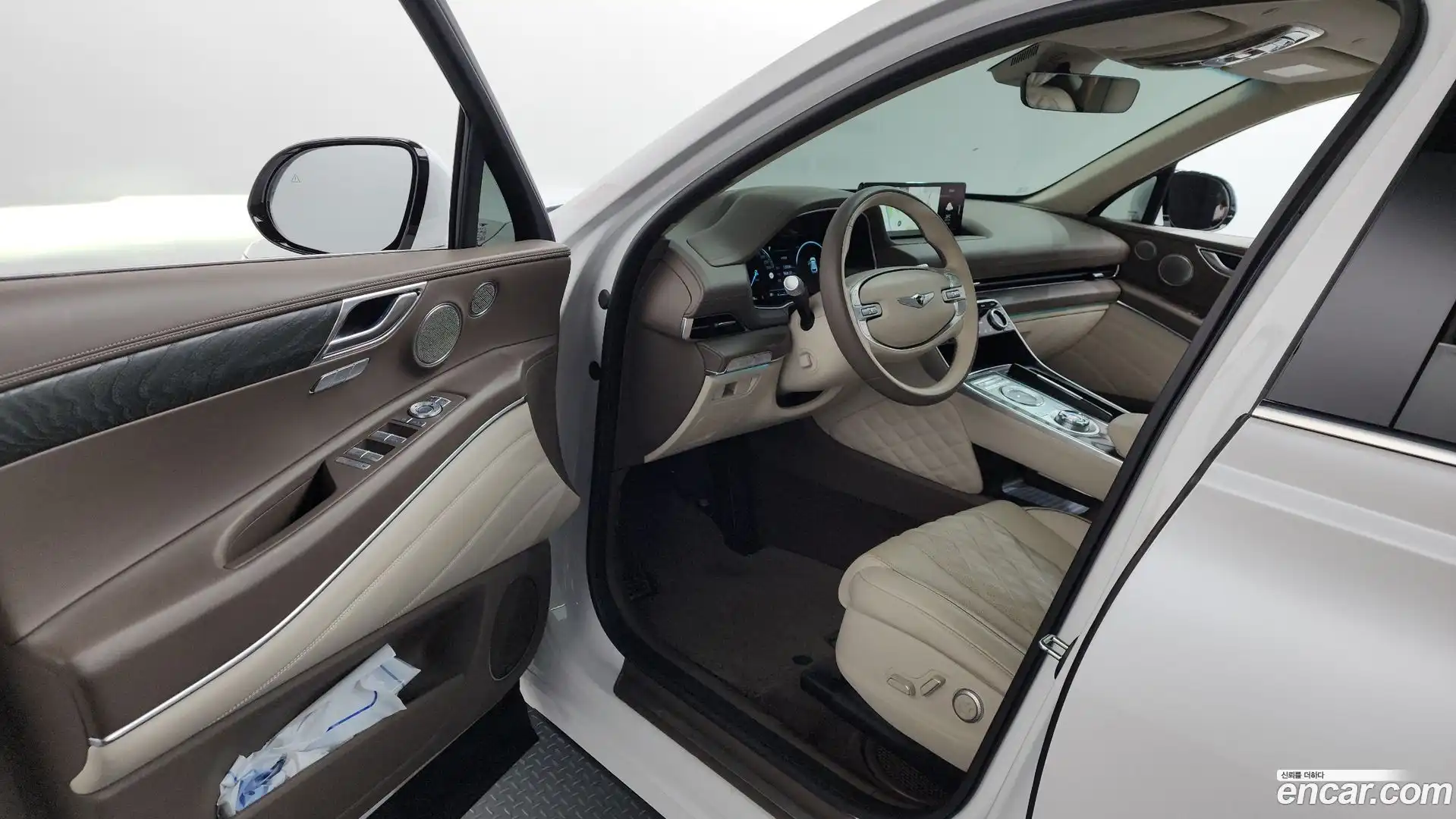 GV80 Genesis 2022.3-INNER-010