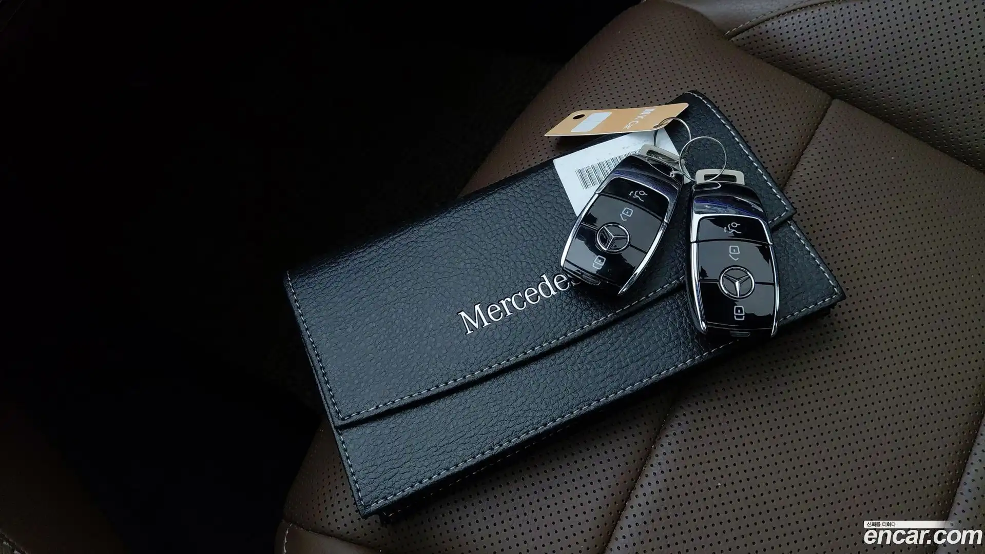 E-Class Mercedes-Benz 2022.4-OPTION-024
