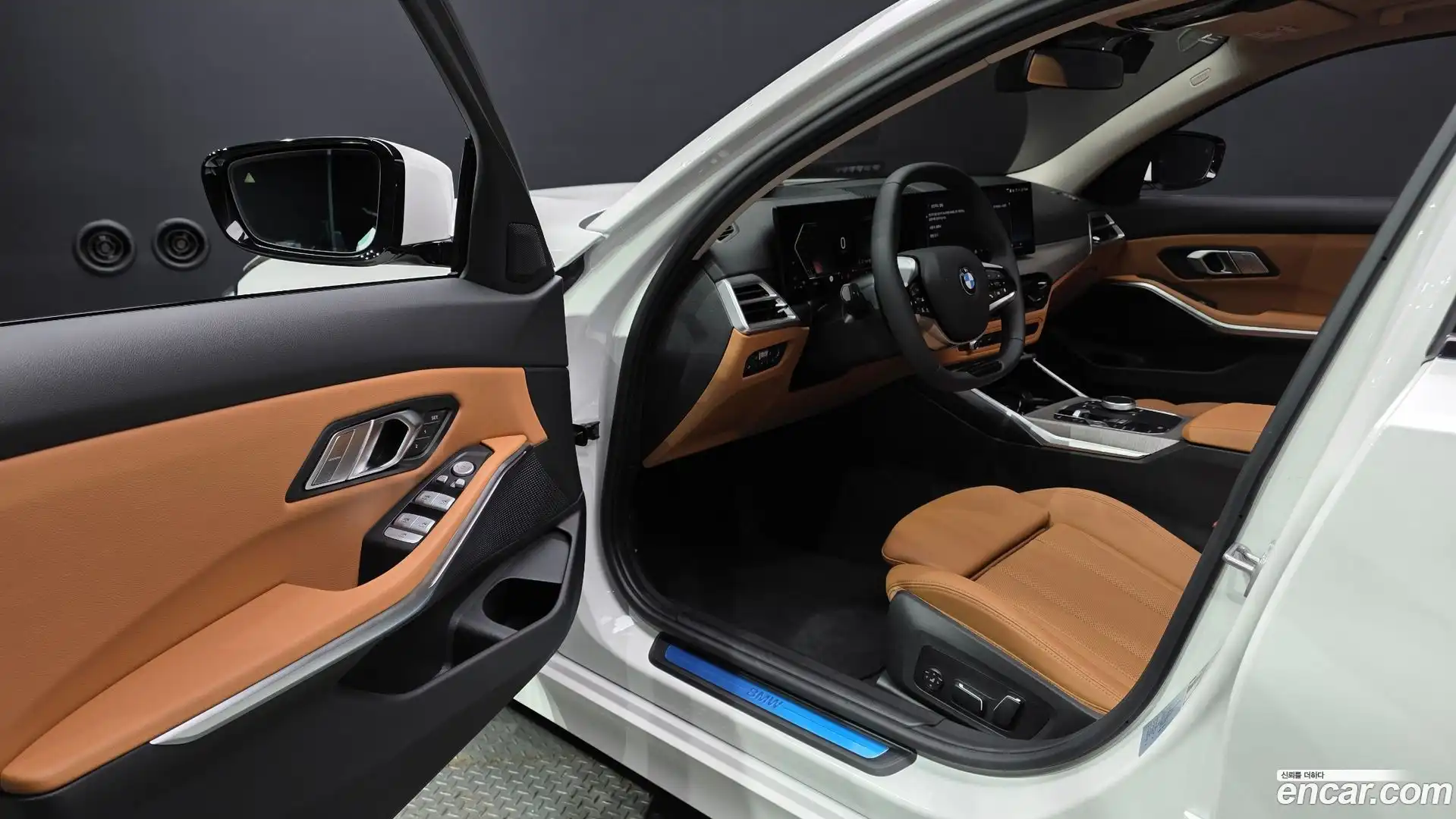 3-Series BMW 2025.9-INNER-010