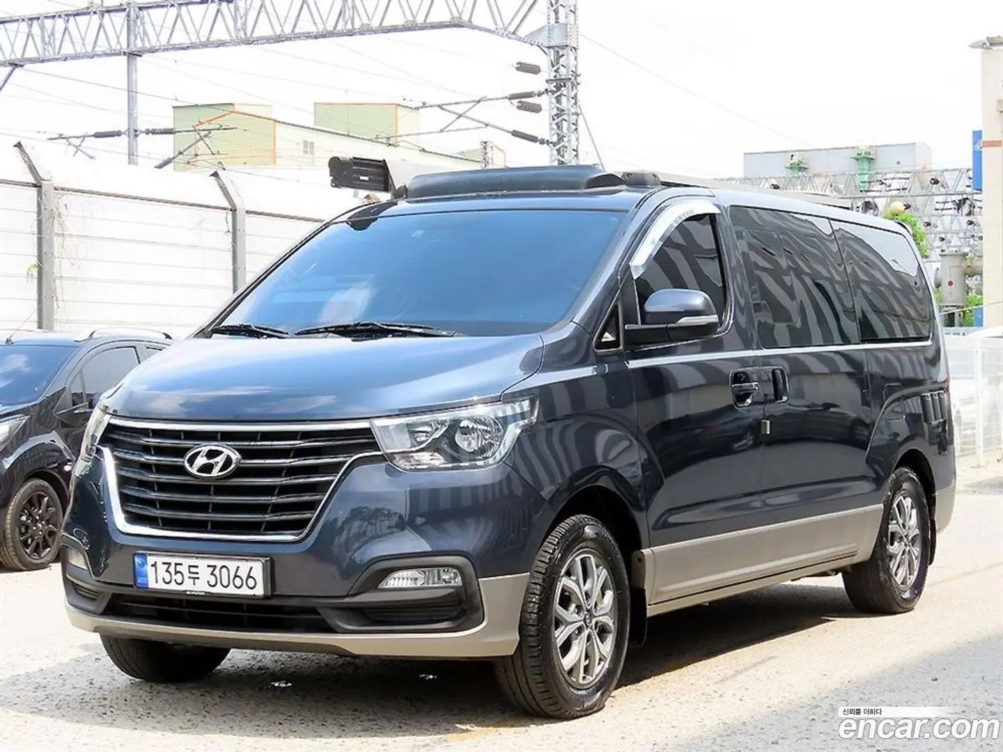 Main__Slider__Photo:Starex Hyundai 2018.2-1