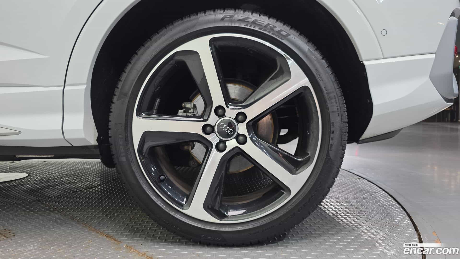 Q3 Audi 2022.4-OUTER-031
