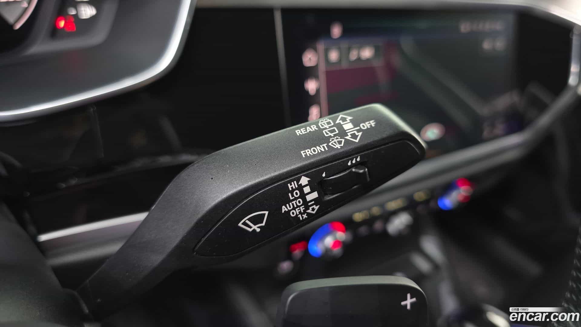 Q3 Audi 2022.4-OPTION-042