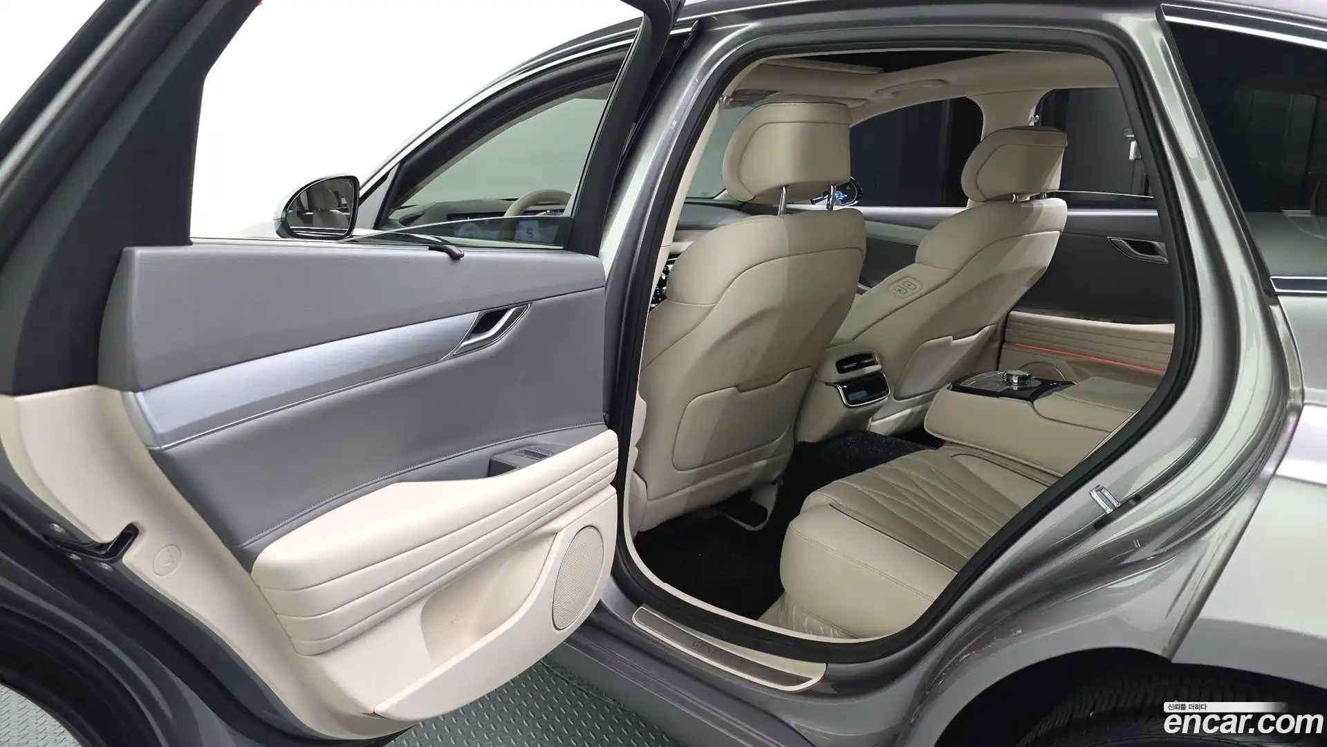 G80 Genesis 2024.2-INNER-036