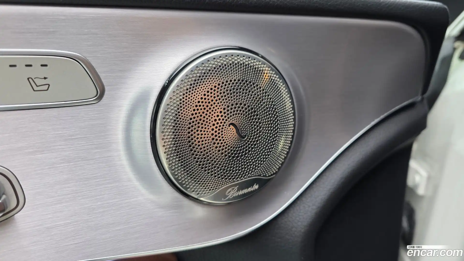 C-Class Mercedes-Benz 2018.3-OPTION-020
