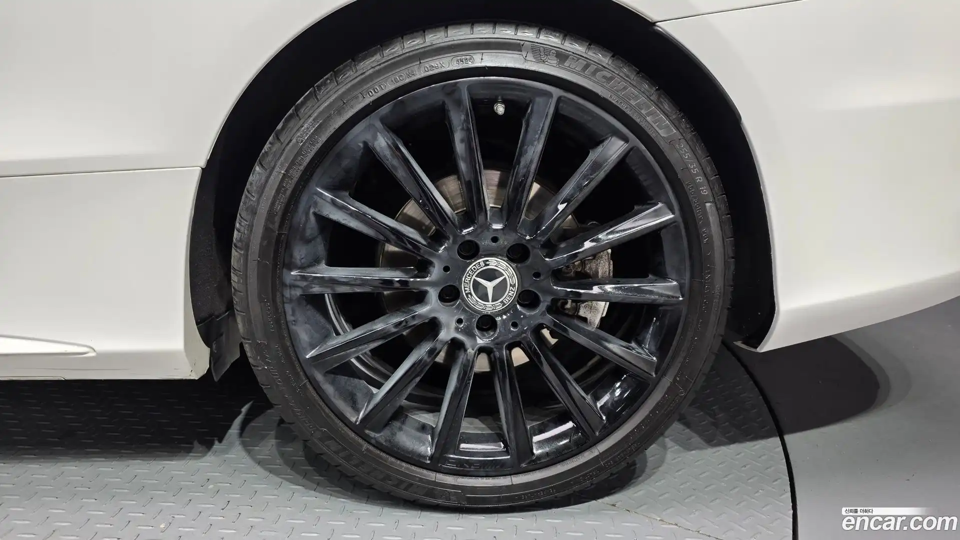 C-Class Mercedes-Benz 2018.3-OUTER-031