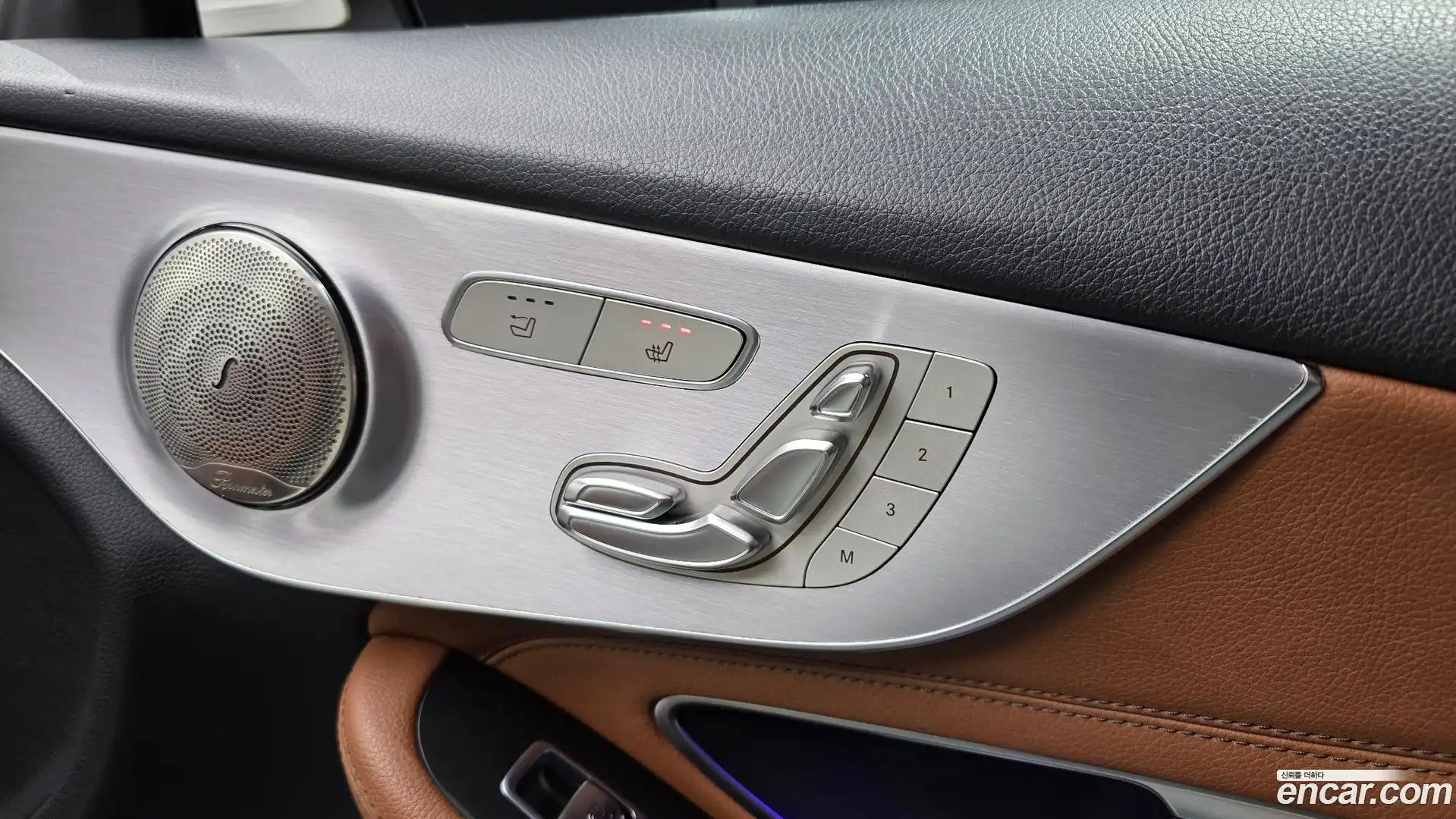 C-Class Mercedes-Benz 2018.3-OPTION-043