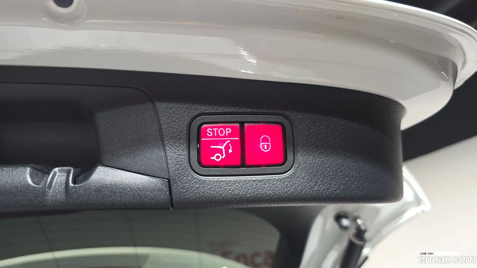 GLA-Class Mercedes-Benz 2021.11-OPTION-024