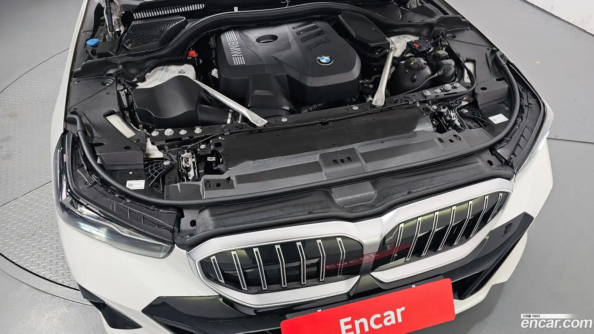 5-Series BMW 2024.7-OUTER-006