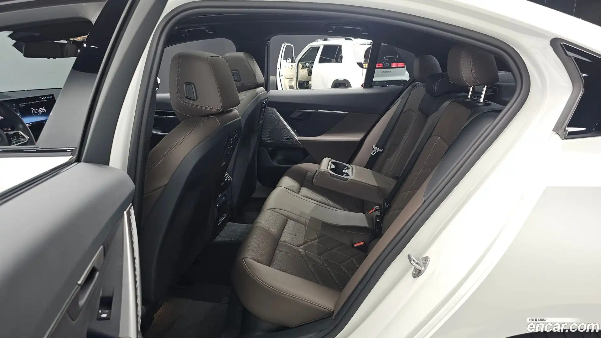 5-Series BMW 2024.7-OPTION-015