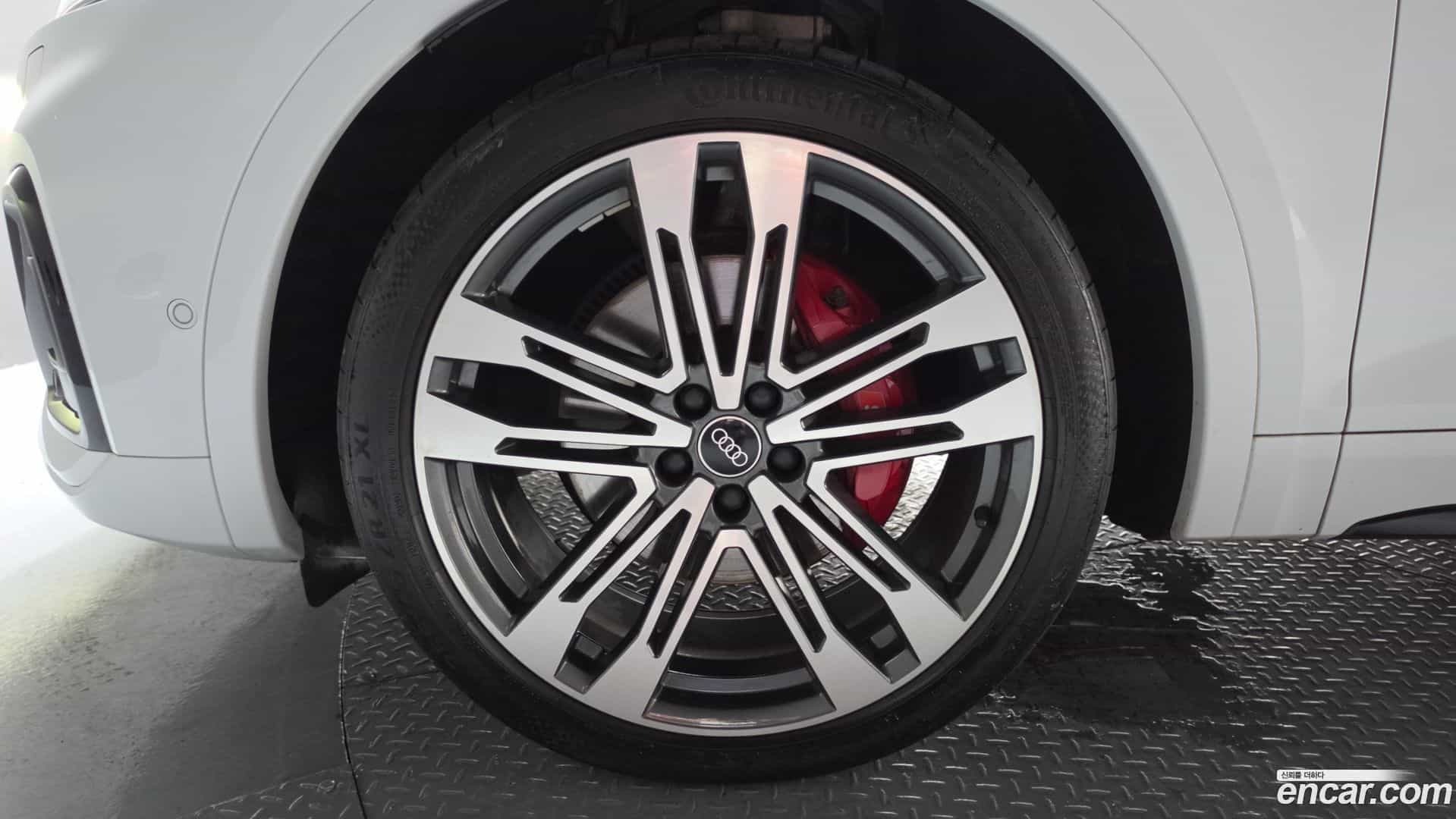 SQ5 Audi 2022.6-OUTER-005