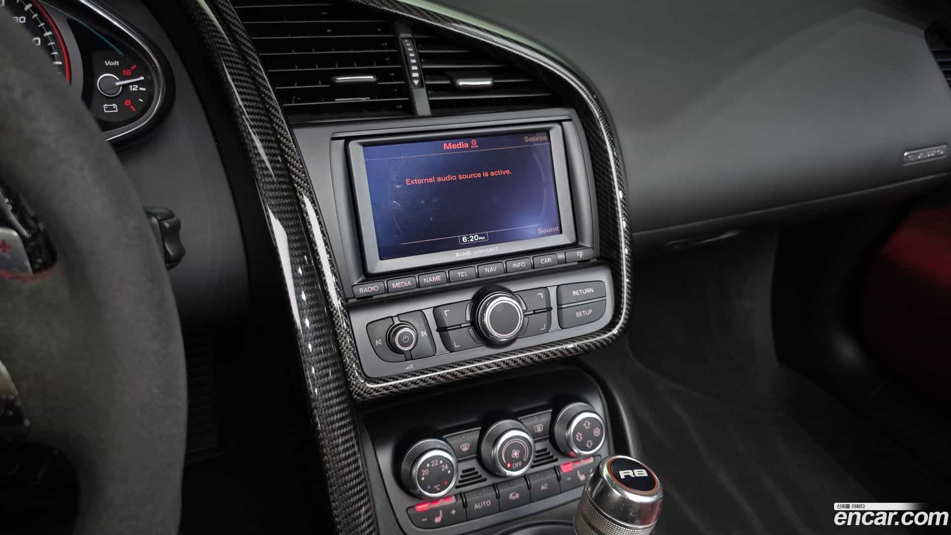 R8 Audi 2011.9-OPTION-018