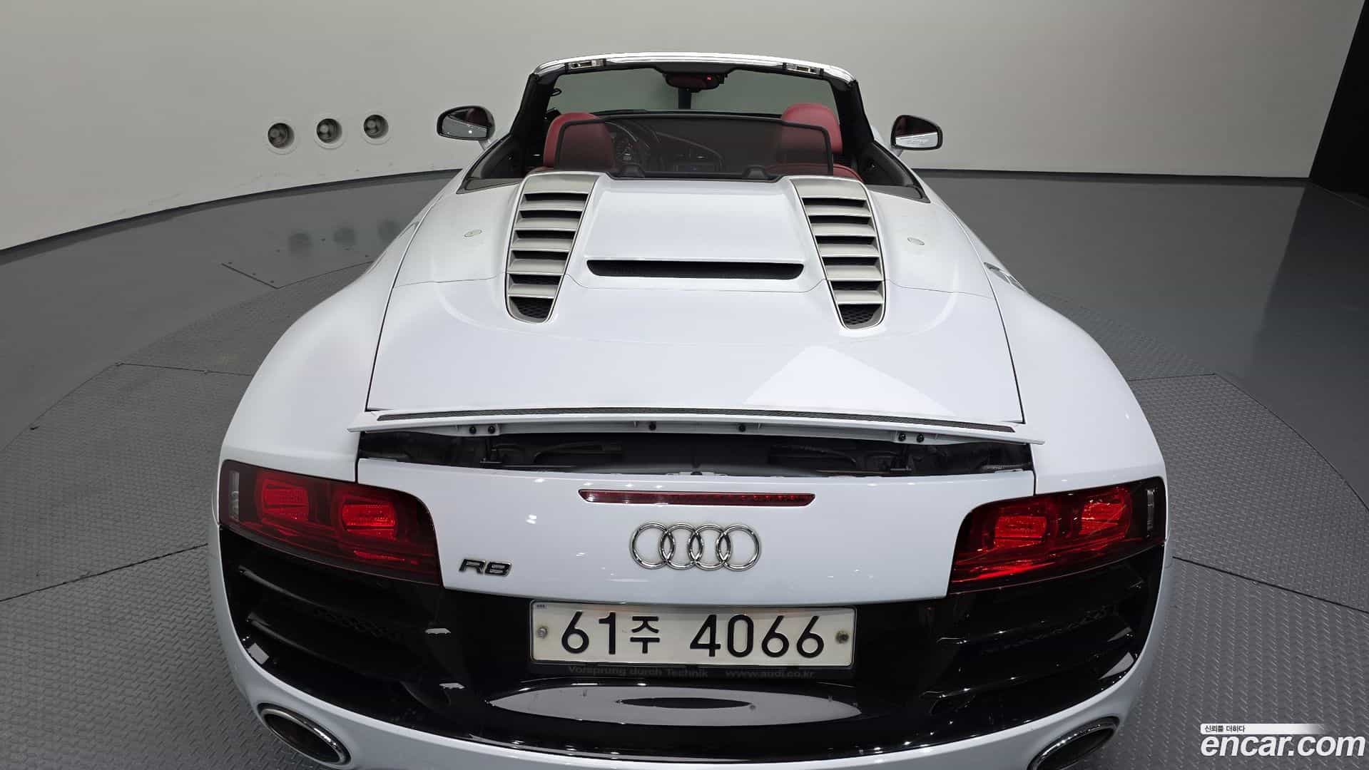 R8 Audi 2011.9-OPTION-024