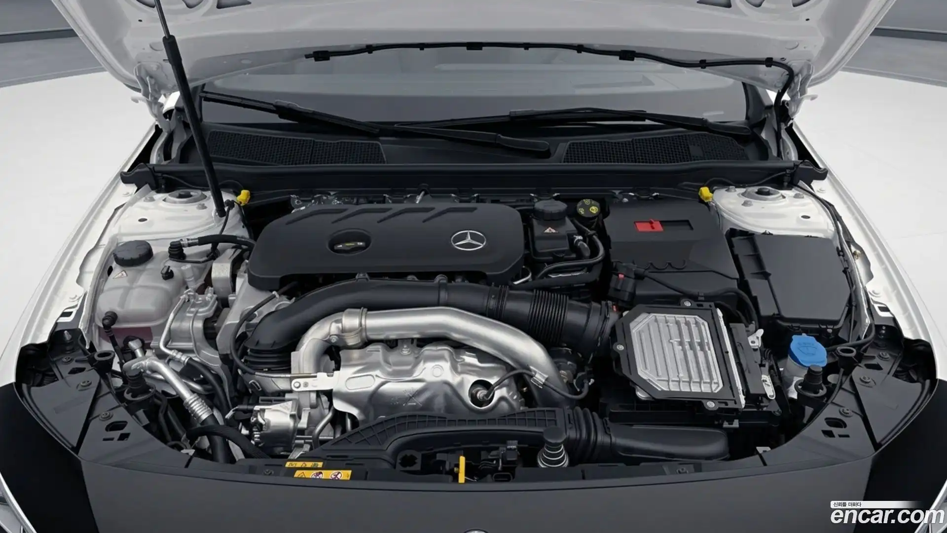 A-Class Mercedes-Benz 2025.7-OUTER-006