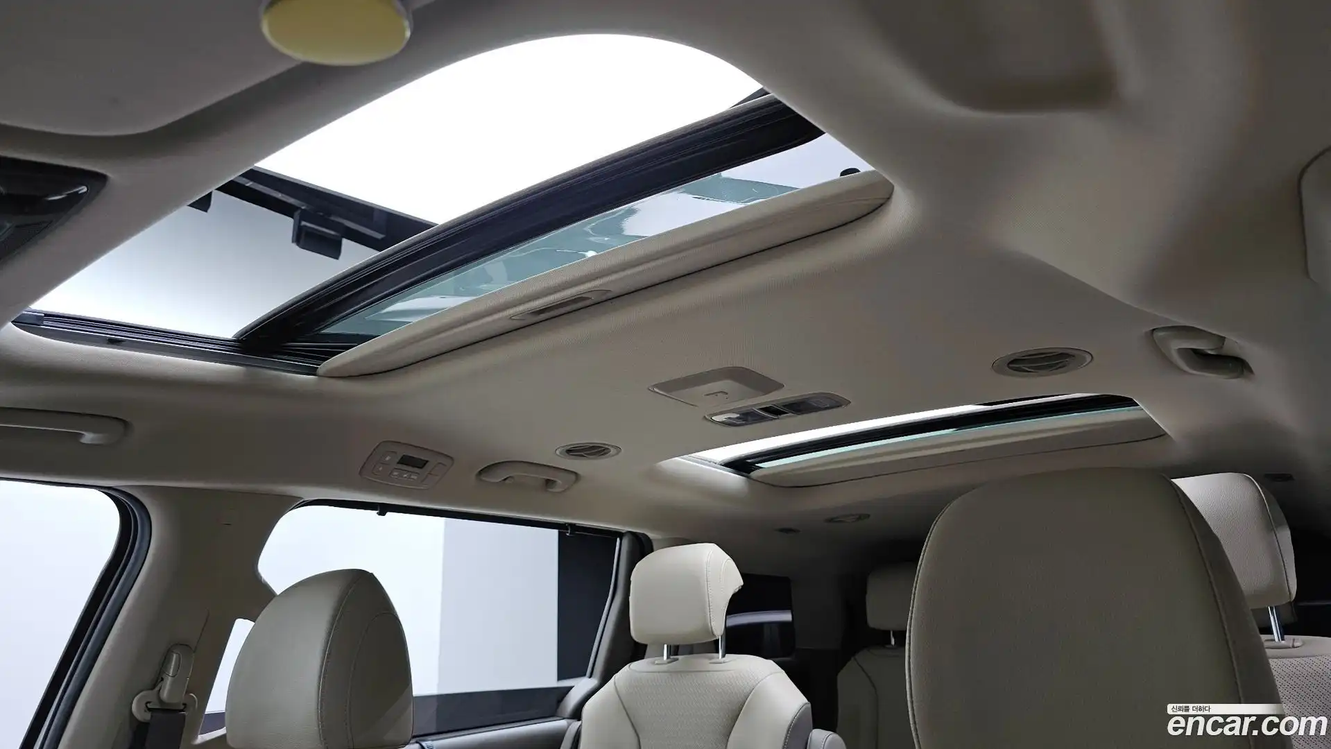Canival Kia 2020.8-OPTION-020