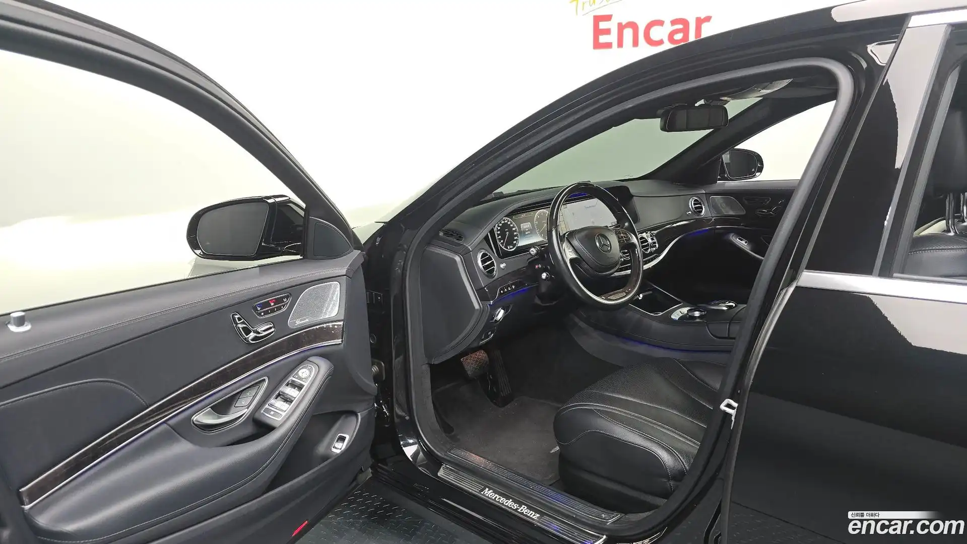 S-Class Mercedes-Benz 2017.2-INNER-010