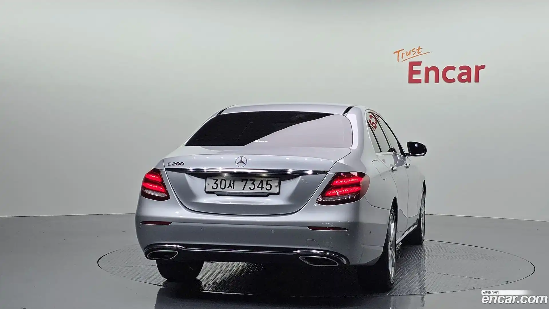E-Class Mercedes-Benz 2018.0-OUTER-004