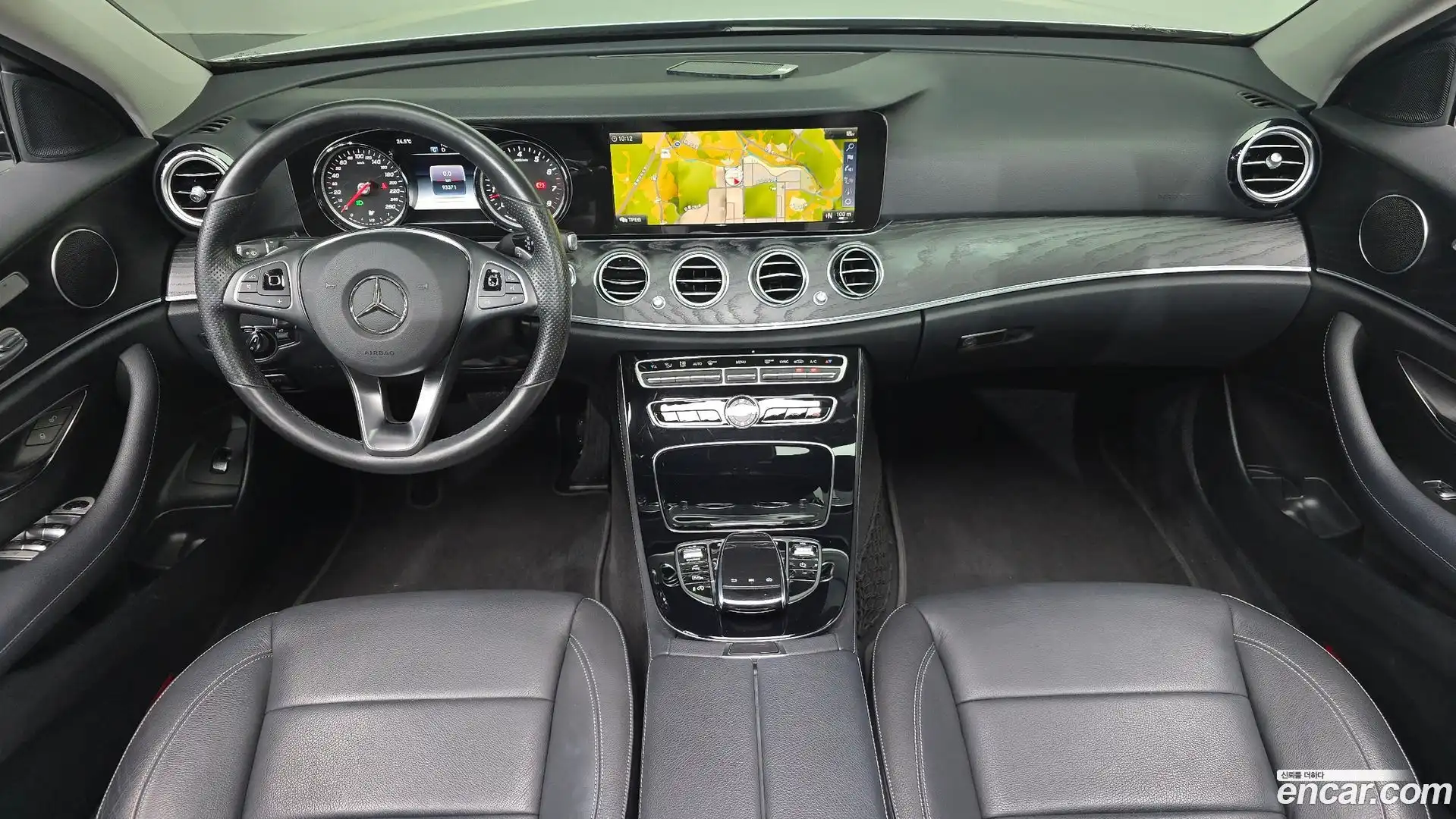 E-Class Mercedes-Benz 2018.0-INNER-007