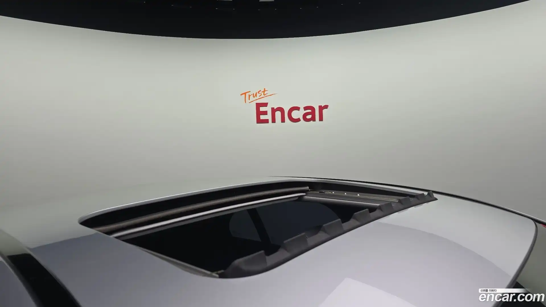 E-Class Mercedes-Benz 2018.0-OPTION-023