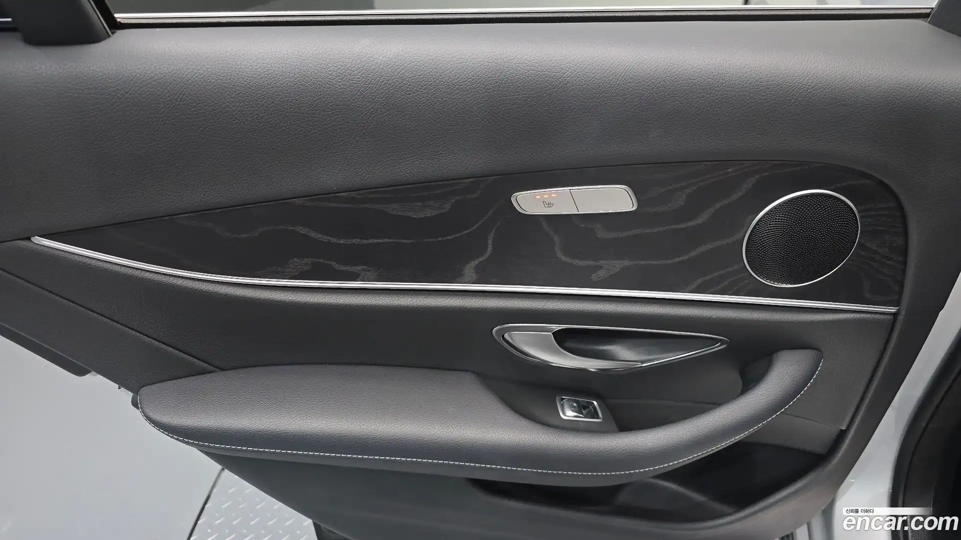 E-Class Mercedes-Benz 2018.0-INNER-035