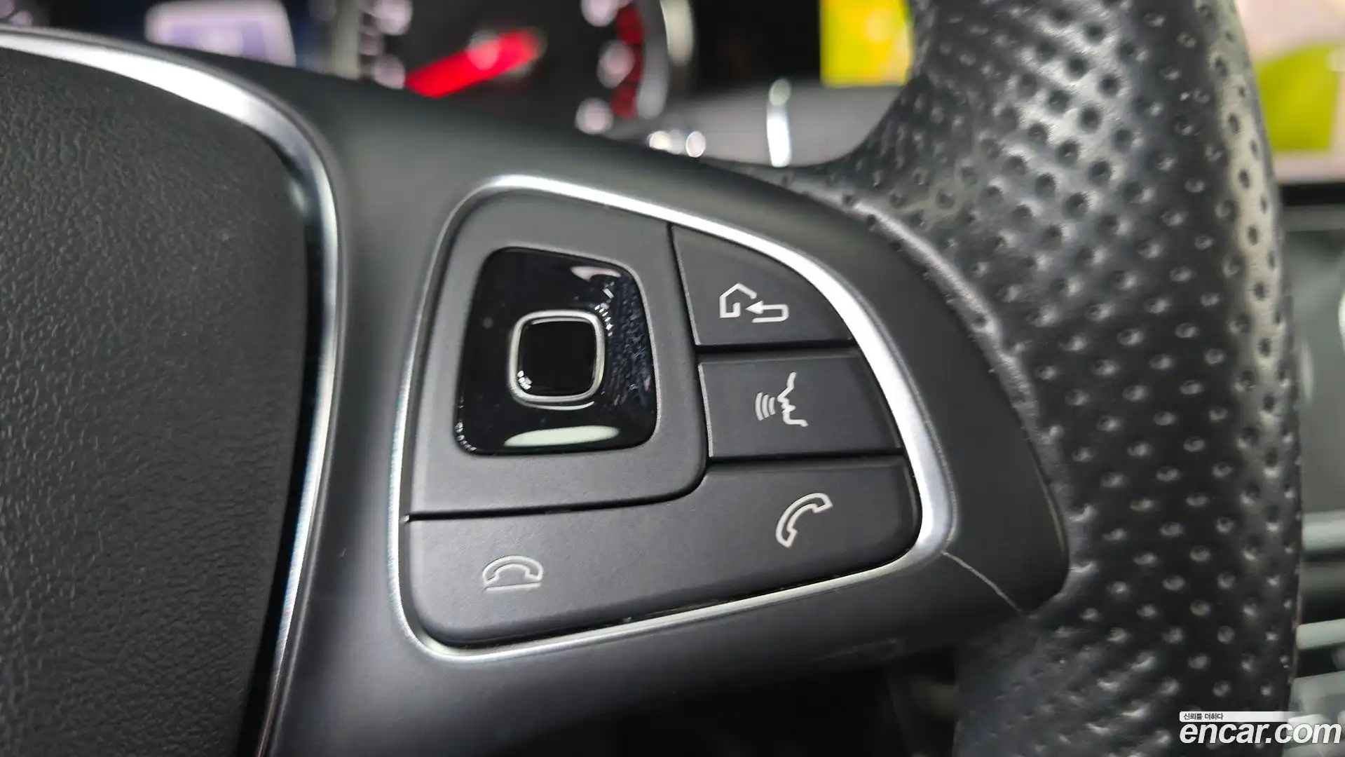 E-Class Mercedes-Benz 2018.0-OPTION-043