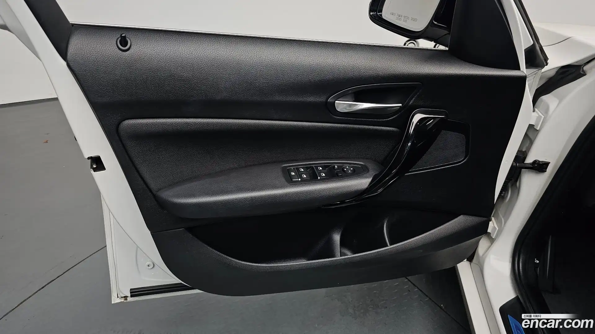 1-Series BMW 2019.6-INNER-034