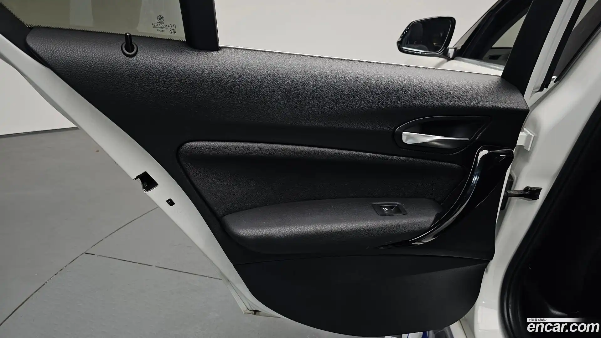 1-Series BMW 2019.6-INNER-035