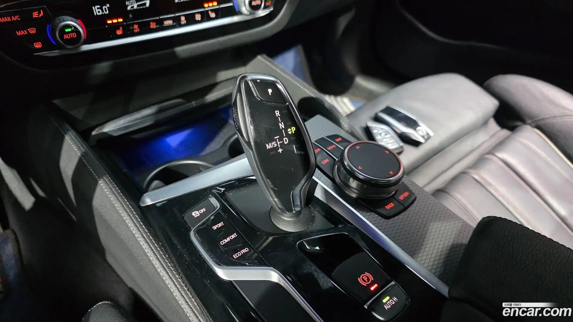 5-Series BMW 2018.11-INNER-009