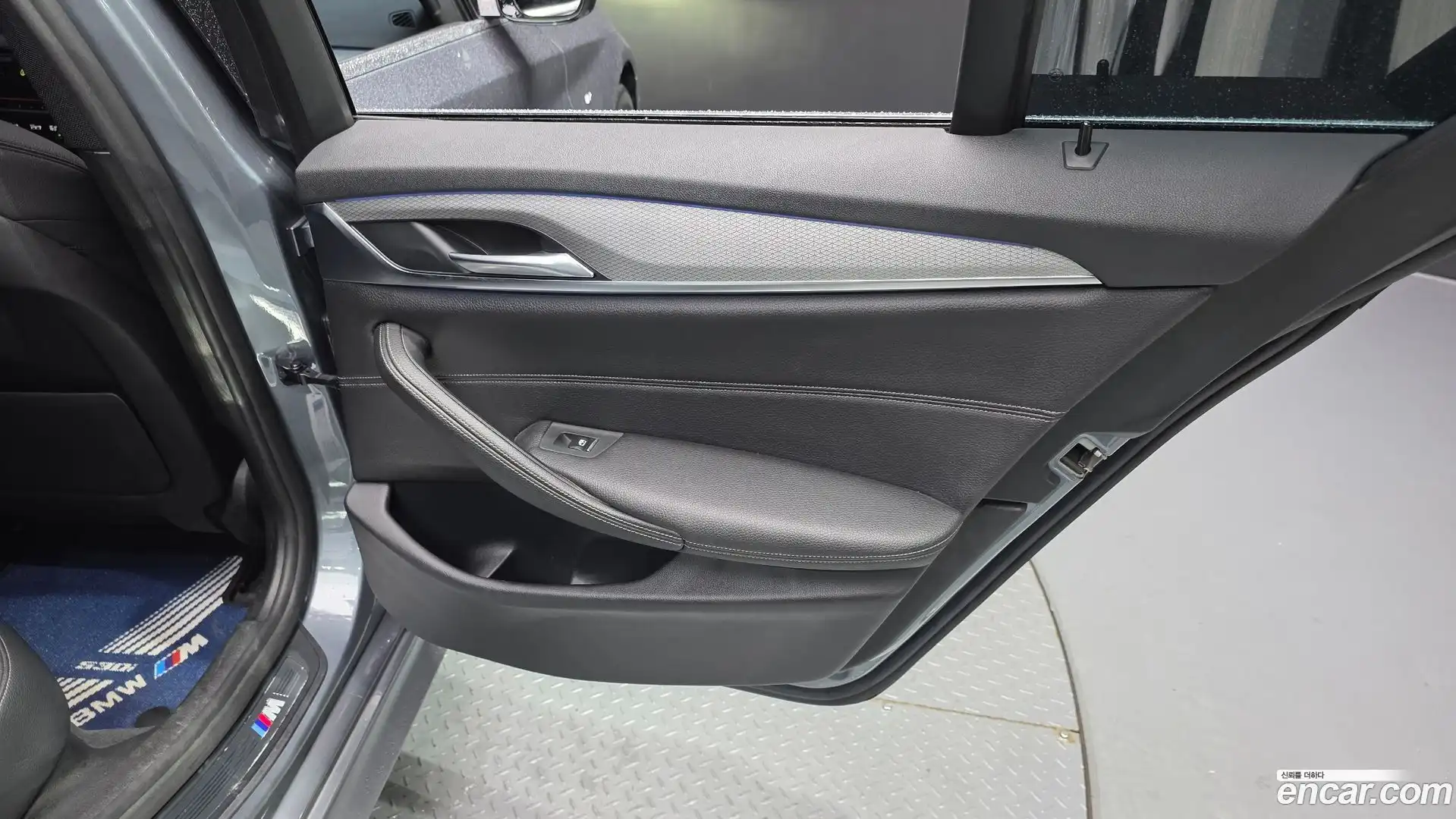 5-Series BMW 2018.11-INNER-035