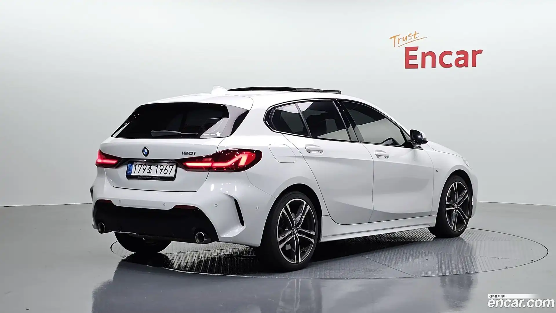 1-Series BMW 2021.8-OUTER-002