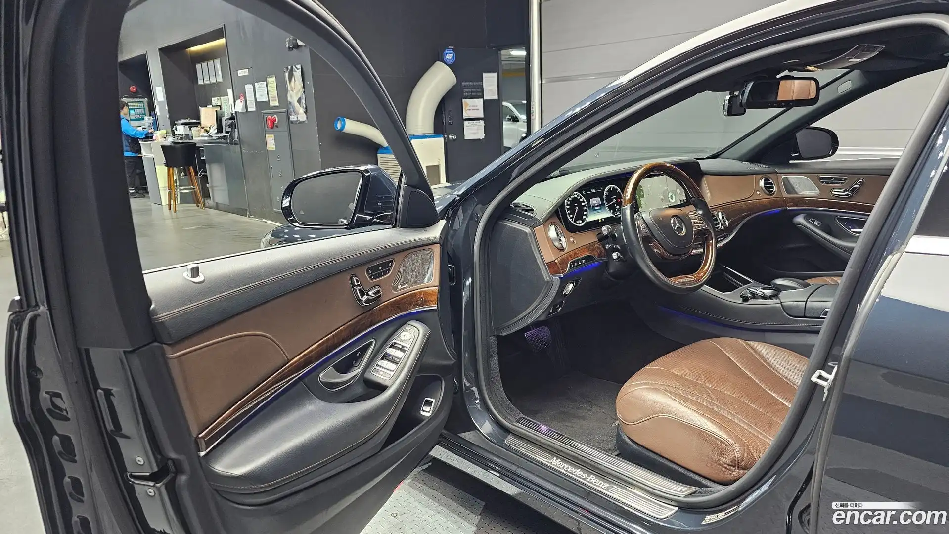 S-Class Mercedes-Benz 2015.4-INNER-010