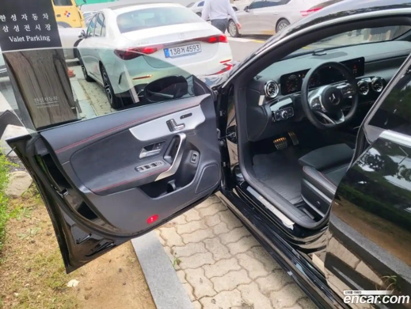 CLA-Class Mercedes-Benz 2022.8-OUTER-004