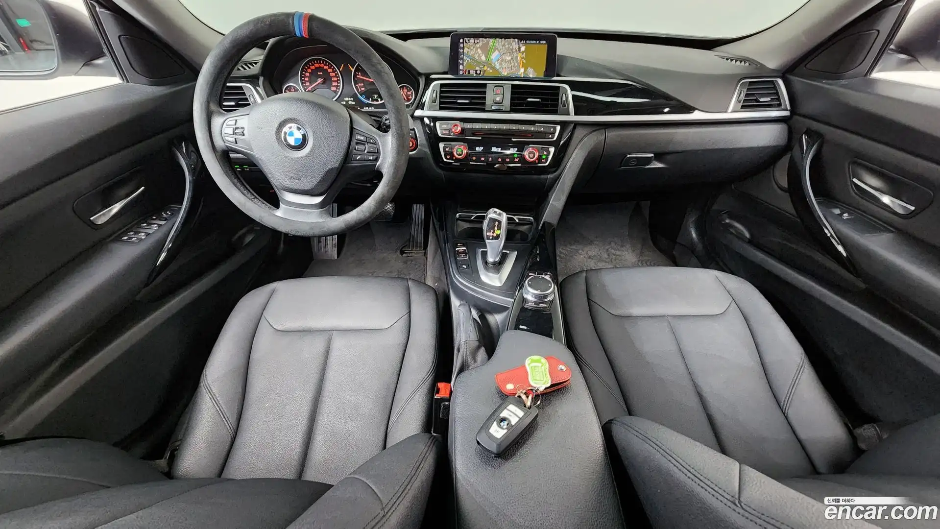 Gran Turismo BMW 2018.0-INNER-007