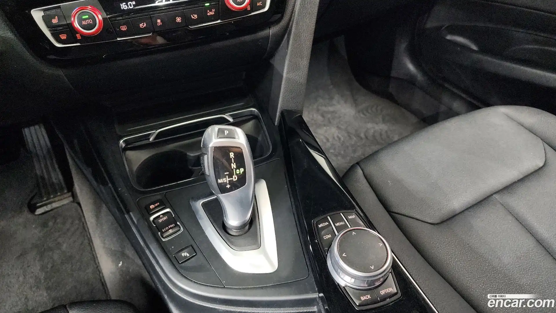 Gran Turismo BMW 2018.0-INNER-009