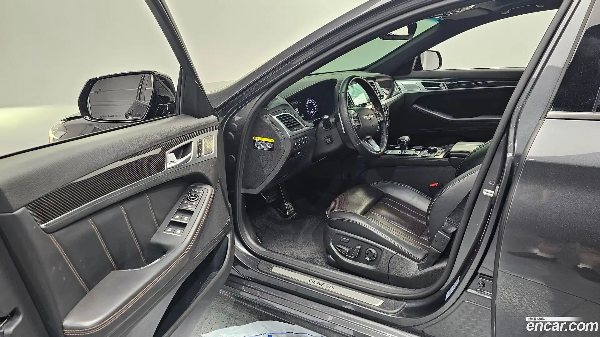 G80 Genesis 2016.11-INNER-010