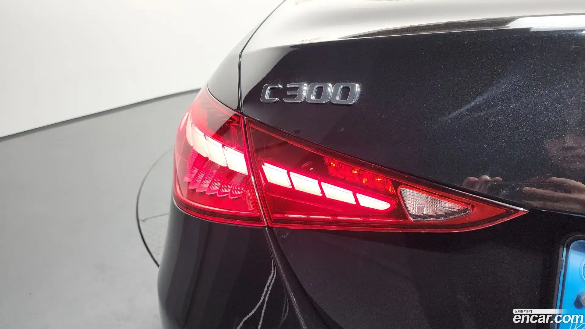 C-Class Mercedes-Benz 2024.1-OUTER-033