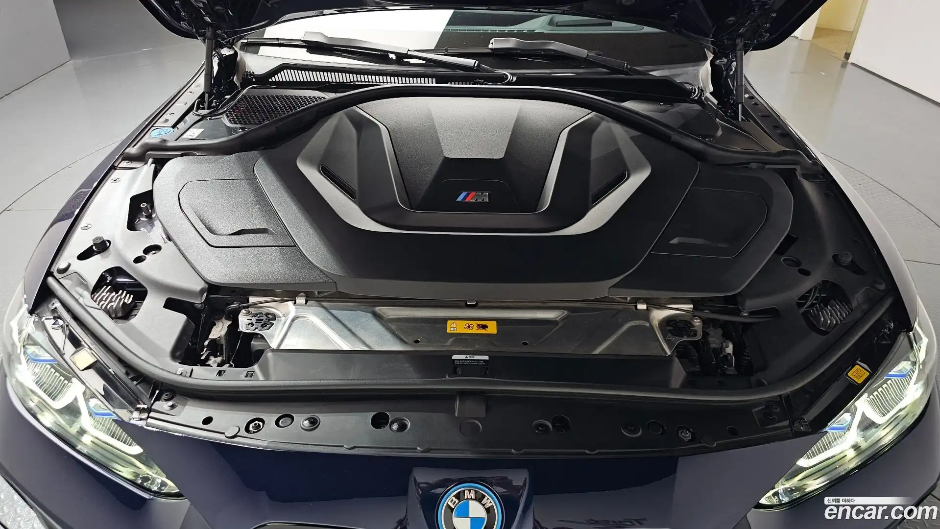 i4 BMW 2022.3-OUTER-006
