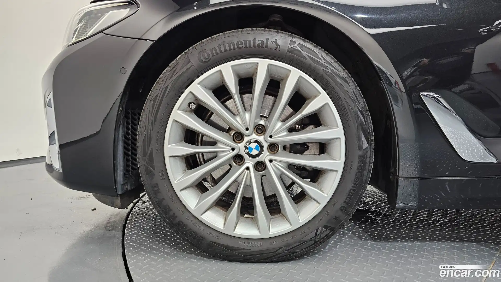 5-Series BMW 2022.10-OUTER-005