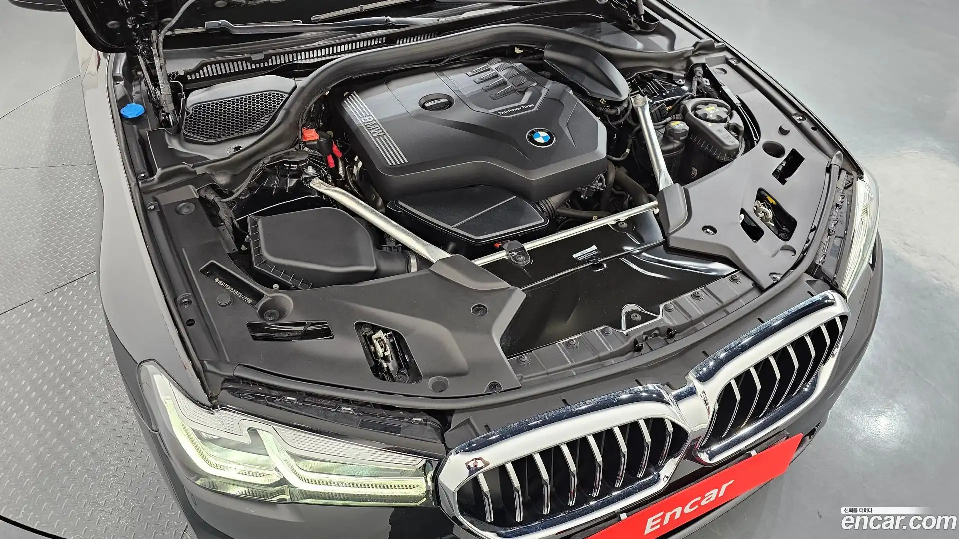 5-Series BMW 2022.10-OUTER-006