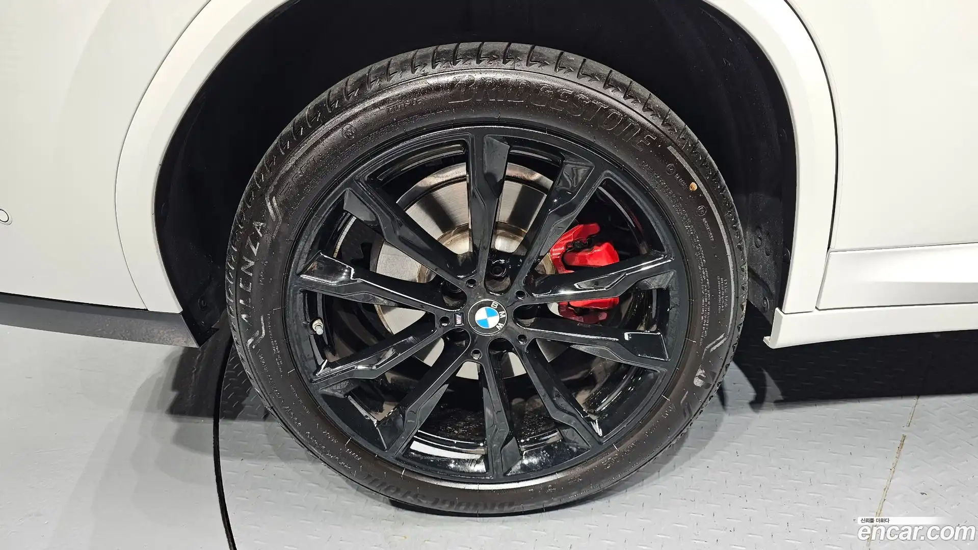 X4 BMW 2025.9-OUTER-005