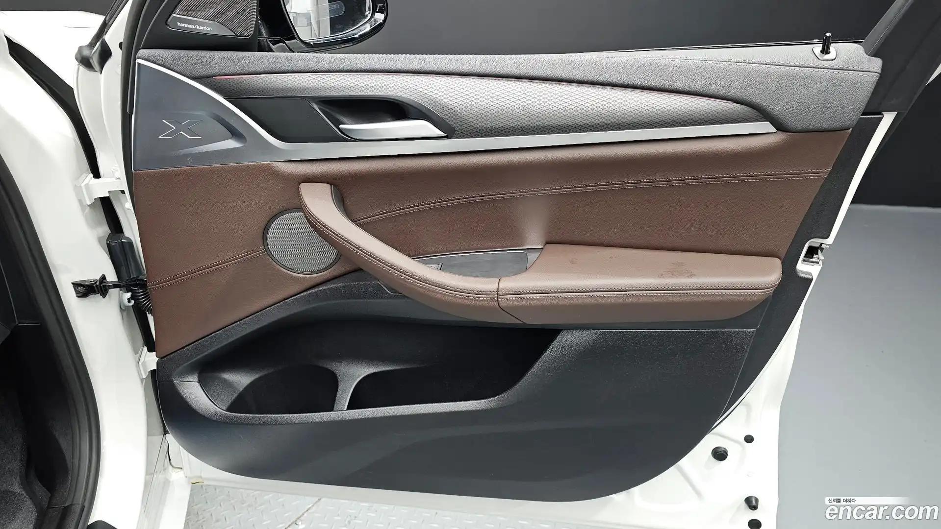 X4 BMW 2025.9-INNER-034